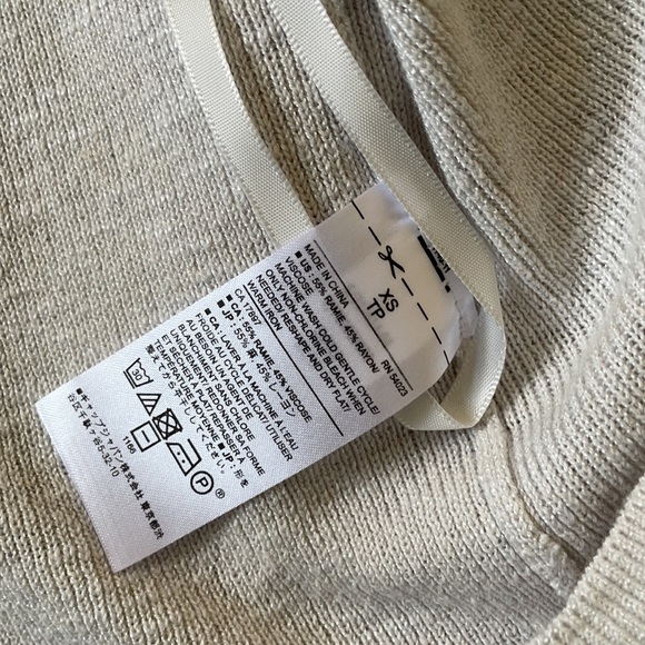 Banana Republic Cropped Cardigan - Picture 4 of 5